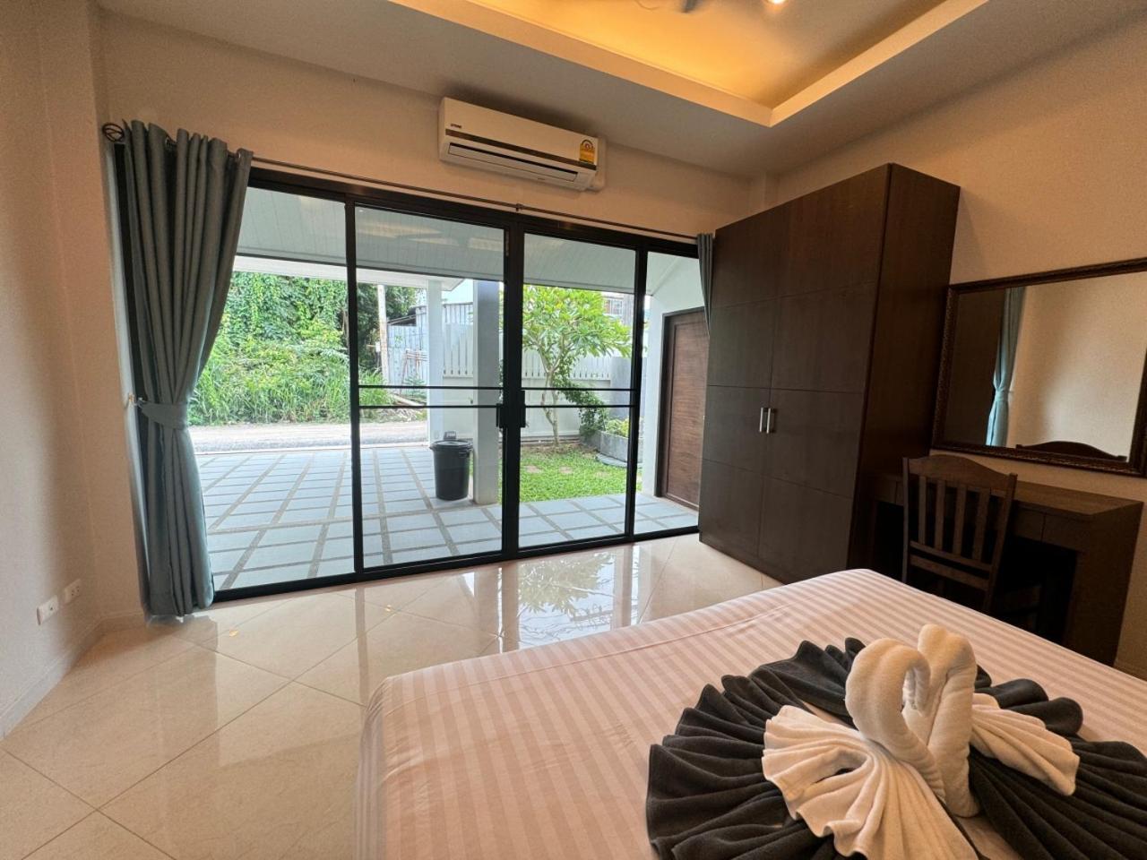 Baan Chang By G Estate Phuket Banszajjuan Kültér fotó